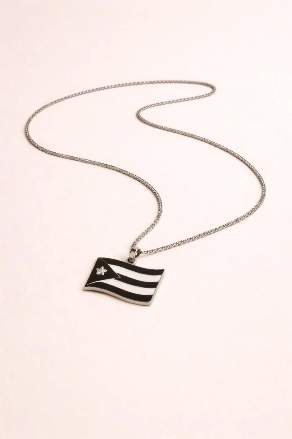 Bori Bandera Necklace 🇵🇷