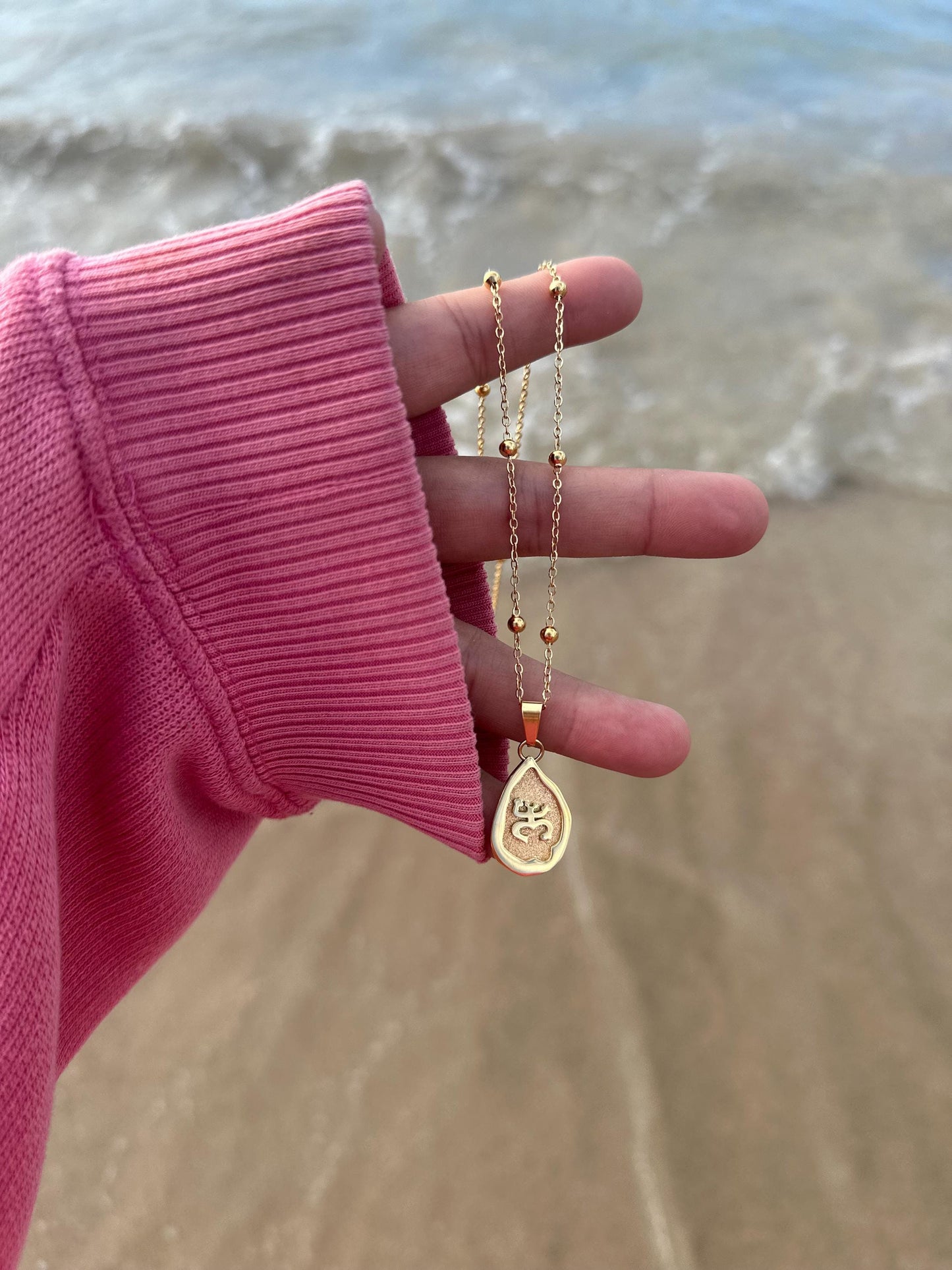 Coquí Taíno Necklace | 18K Gold Stainless Steel | 